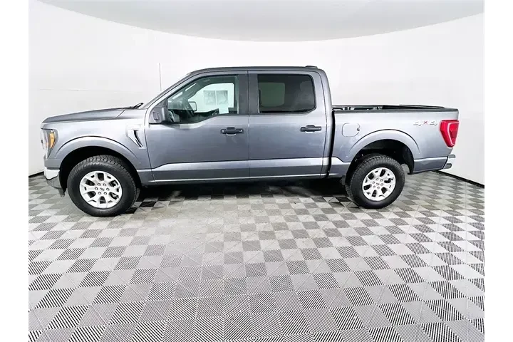 $35400 : Ford F-150 2023 4x4 XLT 4dr image 4