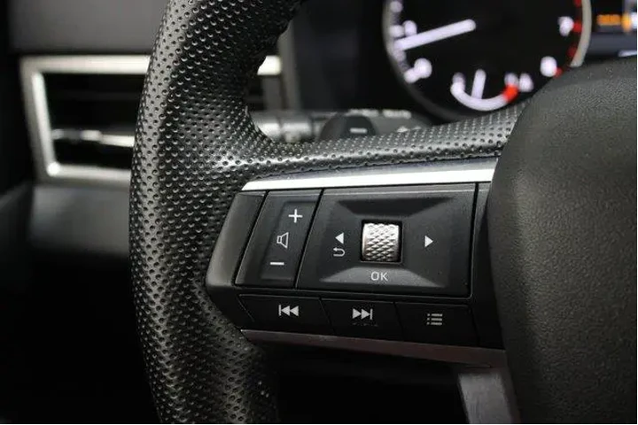 $25947 : Mitsubishi Outlander 2023 AW image 9