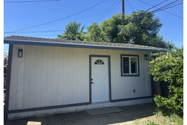 $1850 : Renta Estudio South Whittier image 2