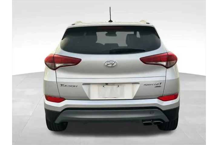 $13913 : Hyundai TUCSON 2016 AWD Spor image 6