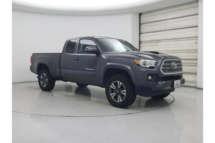 $28998 : Toyota Tacoma 2017 4x2 TRD S image 1