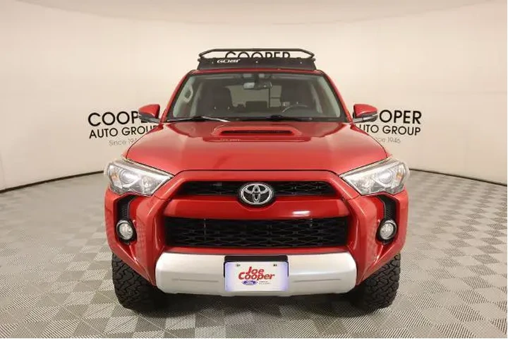 $30955 : Toyota 4Runner 2018 4x4 SR5 image 9