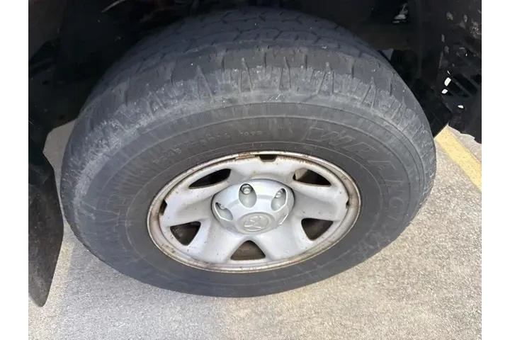 $12910 : Toyota Tacoma 2013 4x4 Base image 5