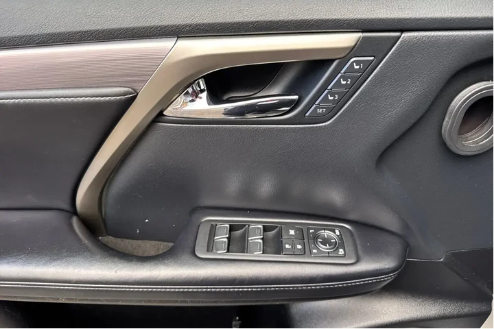 Lexus RX 450h 2019 AWD 4dr S image 10