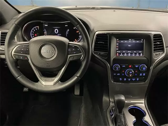 $17655 : Pre-Owned 2018 Grand Cherokee image 5