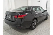 $21897 : Nissan Altima 2024 2.5 SV 4d thumbnail
