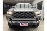 $37995 : Toyota Tacoma 2023 4x4 SR5 V thumbnail