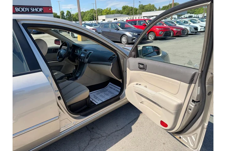 $4450 : 2009 Sonata 4dr Sdn I4 Auto G image 8