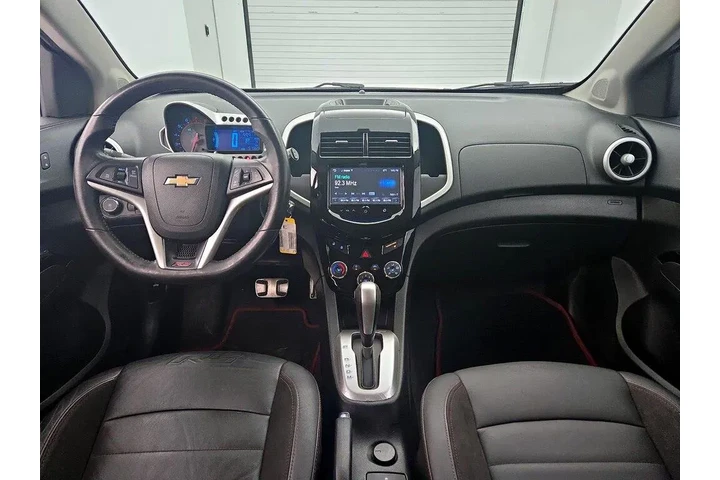 $12998 : Chevrolet Sonic 2015 RS Auto image 9