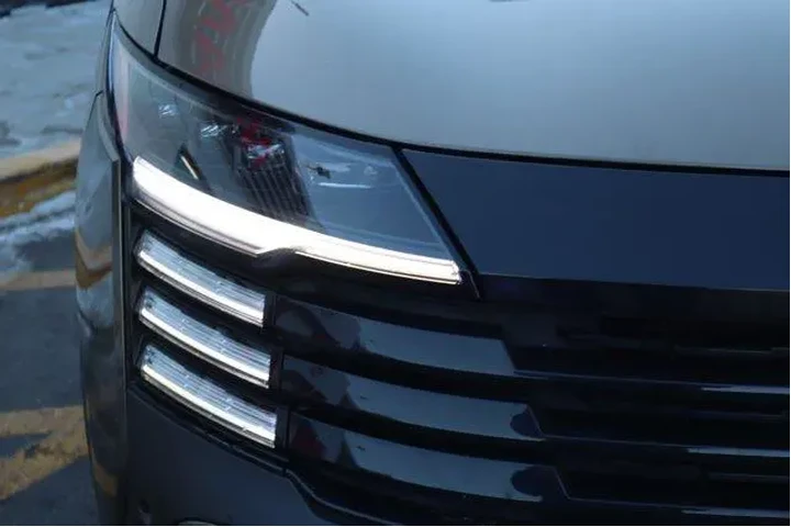 $23690 : Nissan Kicks 2025 AWD SR 4dr image 10