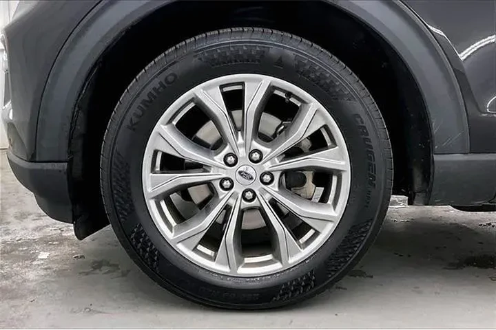 $19690 : Ford Explorer 2021 AWD Limit image 10