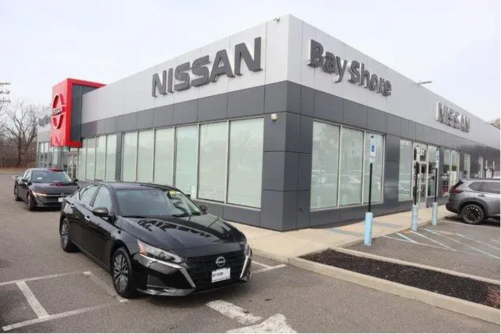 $19563 : Nissan Altima 2025 2.5 SV 4d image 1