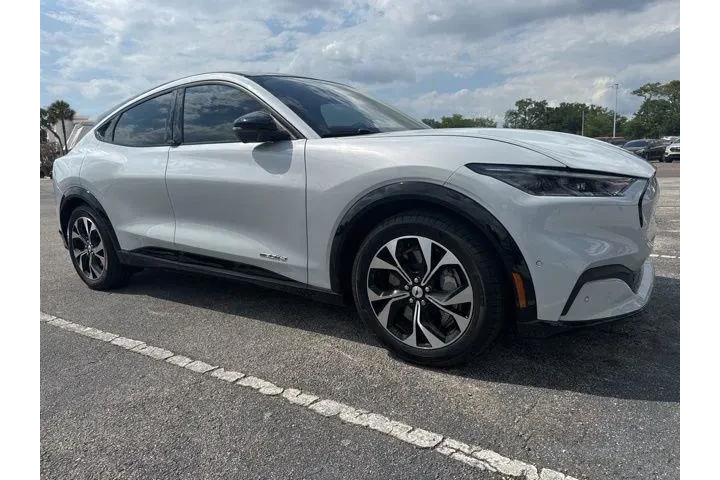 $29596 : Ford Mustang Mach-E 2023 Pre image 6