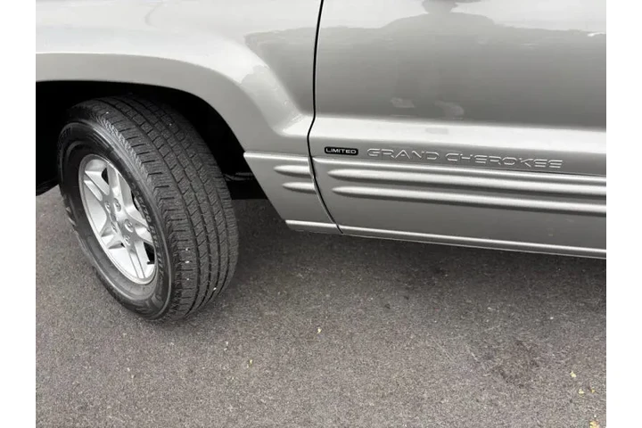 $6988 : 2000 Grand Cherokee Limited image 3