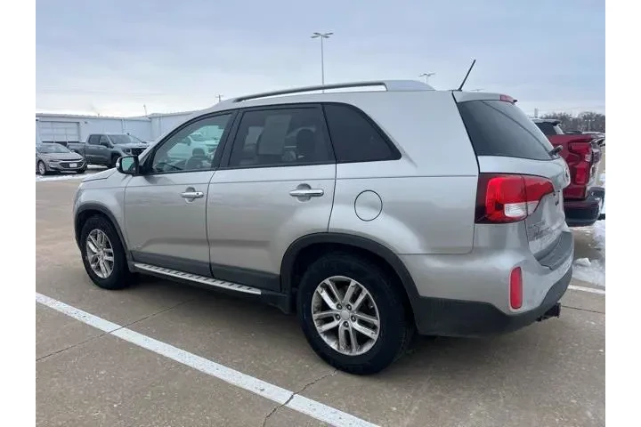 $9999 : Kia Sorento 2014 AWD LX 4dr image 3