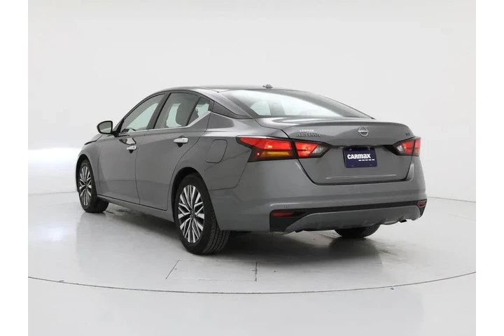 $19998 : Nissan Altima 2024 2.5 SV 4d image 2