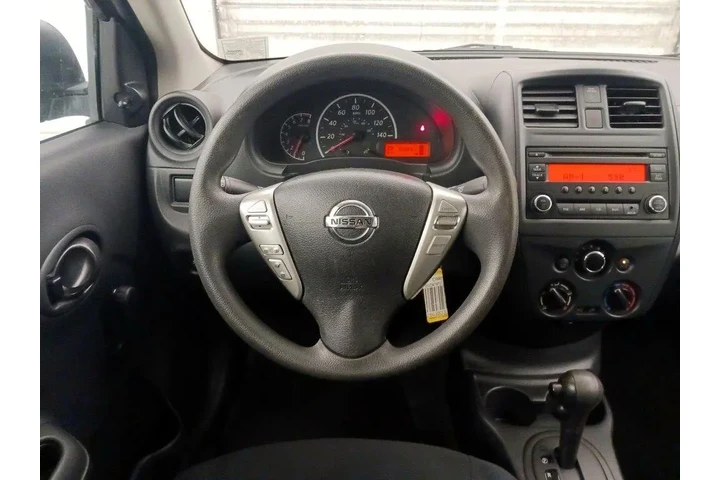 $12998 : Nissan Versa 2015 1.6 S 4dr image 10