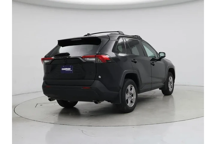 $31998 : Toyota RAV4 2024 AWD XLE 4dr image 8