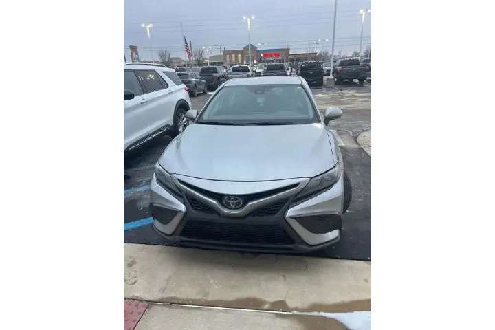 $25995 : Toyota Camry 2023 SE 4dr Sed image 3