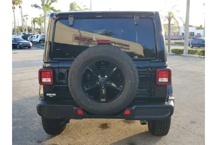 $31990 : Jeep Wrangler Unlimited 2021 image 6