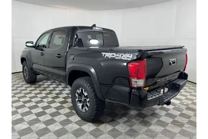 $26500 : Toyota Tacoma 2017 4x4 TRD P image 6