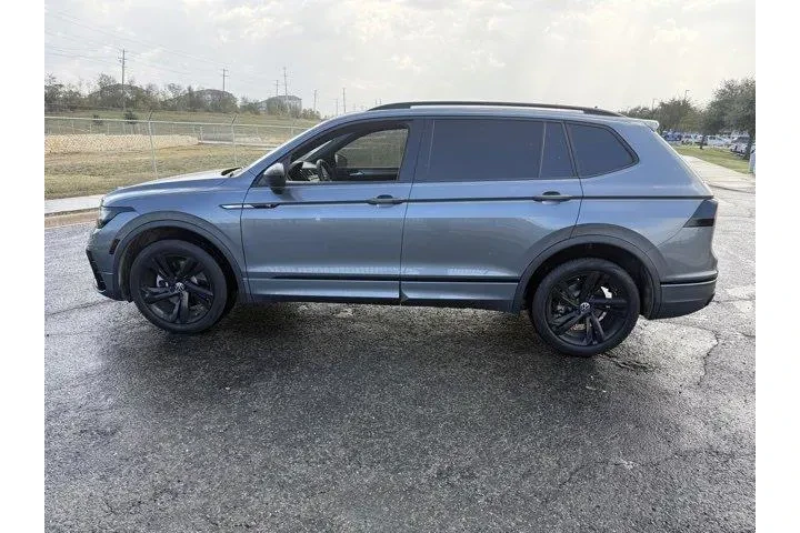 $29903 : Volkswagen Tiguan 2024 SE R- image 6