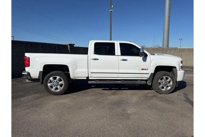 $39982 : Chevrolet Silverado 2500HD 2 image 8