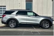 $27700 : Ford Explorer 2022 XLT 4dr S thumbnail