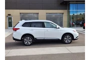 $12799 : Mitsubishi Outlander 2020 AW thumbnail