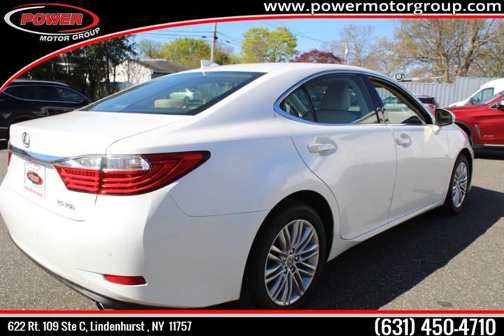 $21988 : Used 2015 ES 350 4dr Sdn for image 5
