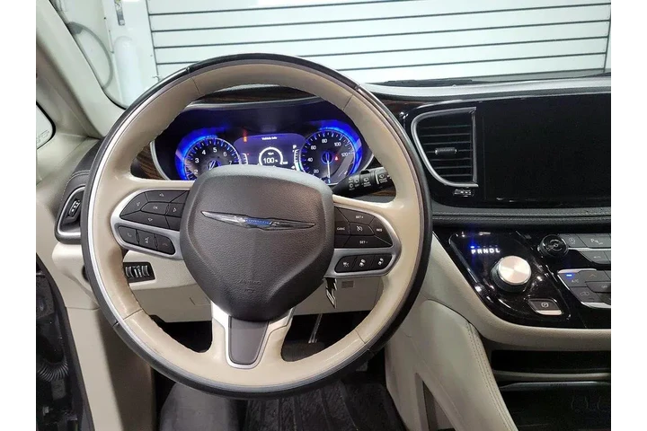 $28998 : Chrysler Pacifica 2021 AWD L image 10