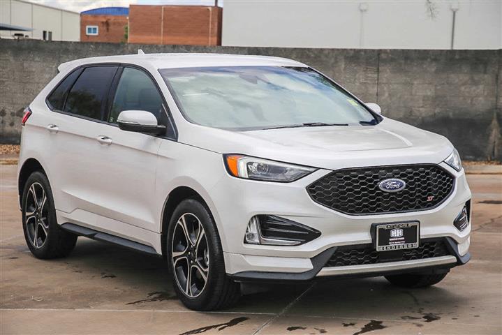 $16490 : Pre-Owned 2019 Ford Edge ST image 3