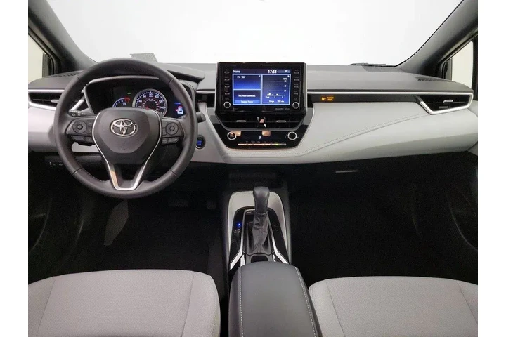 $23998 : Toyota Corolla Hatchback 202 image 9