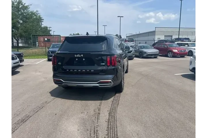 $30980 : Kia Sorento Hybrid 2022 AWD image 8