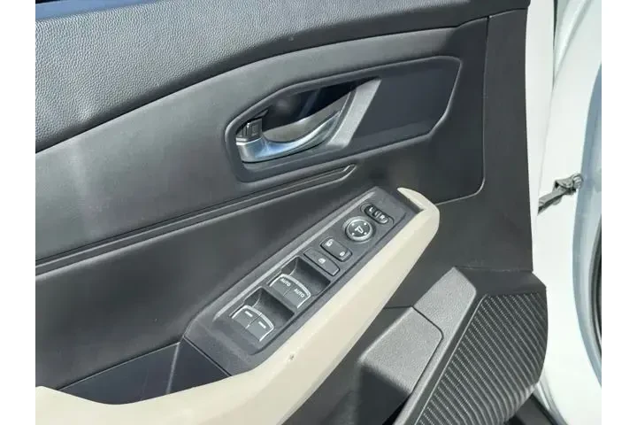 $27995 : Honda Accord 2025 SE 4dr Sed image 5