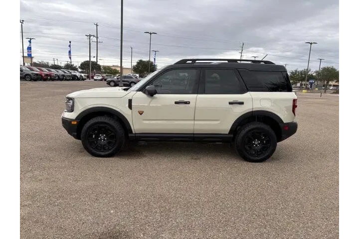 $34316 : 2025 Bronco Sport Badlands image 3