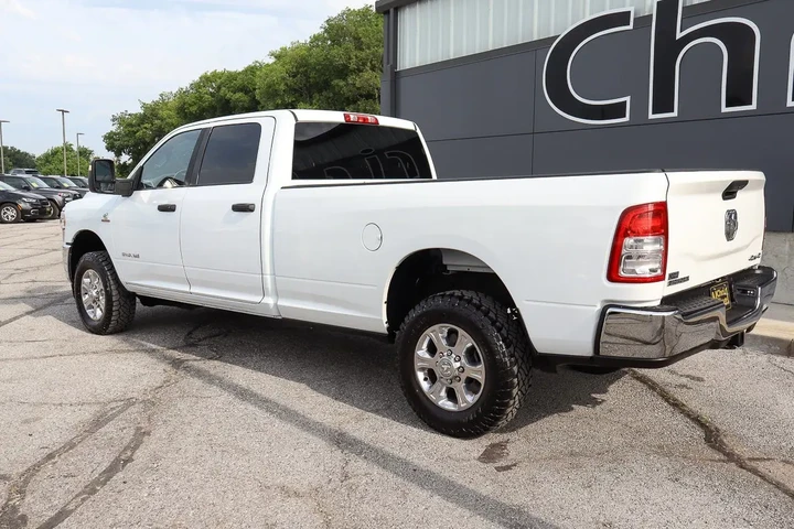 $53988 : 2023 3500 Big Horn image 6