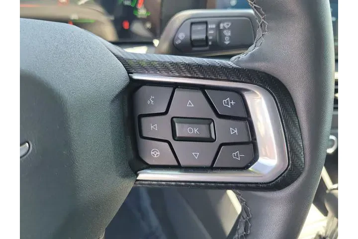 $39005 : Ford Mustang 2026 EcoBoost P image 6