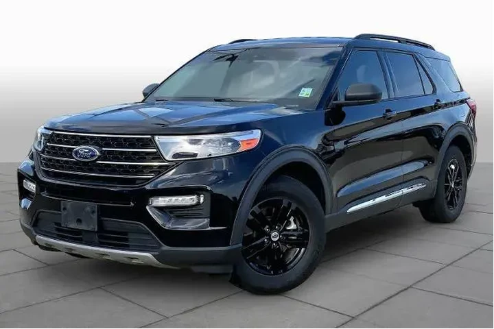 $14984 : Ford Explorer 2020 XLT 4dr S image 1