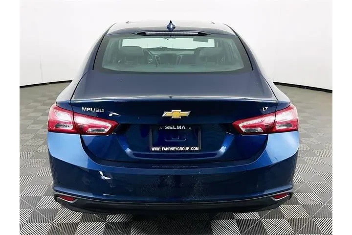 $16500 : Chevrolet Malibu 2022 LT 4dr image 6