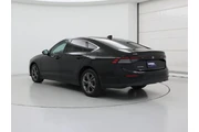 $25998 : Honda Accord 2023 EX 4dr Sed thumbnail