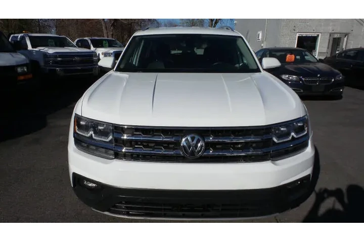 $14900 : 2018 Atlas V6 SE image 8