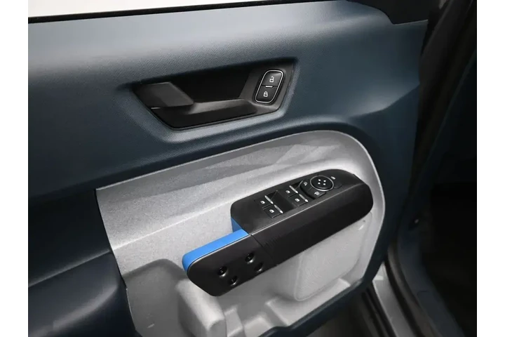 $32570 : Ford Maverick 2026 XLT 4dr S image 9