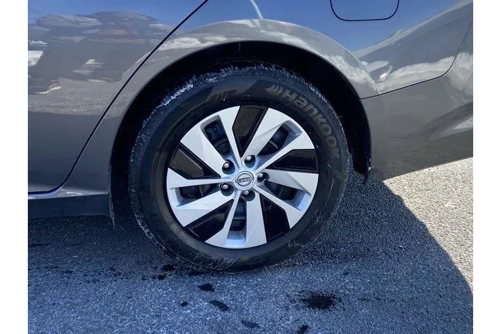 $18700 : Nissan Altima 2025 2.5 S 4dr image 9