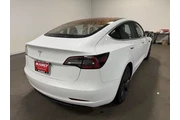 $22433 : Tesla Model 3 2018 Long Rang thumbnail