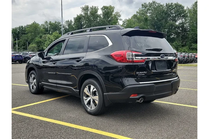 $37445 : Subaru Ascent 2025 AWD Premi image 3