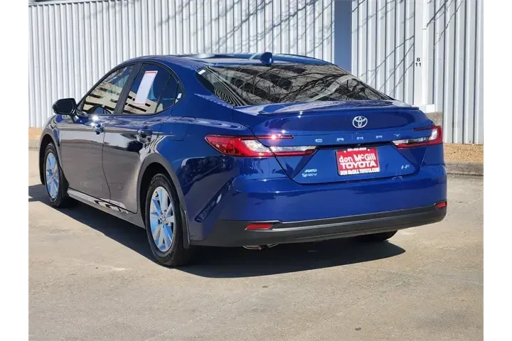 $29987 : Toyota Camry 2025 AWD SE 4dr image 5