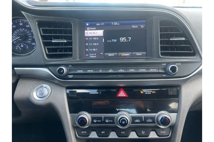 $14995 : Hyundai ELANTRA 2019 image 9