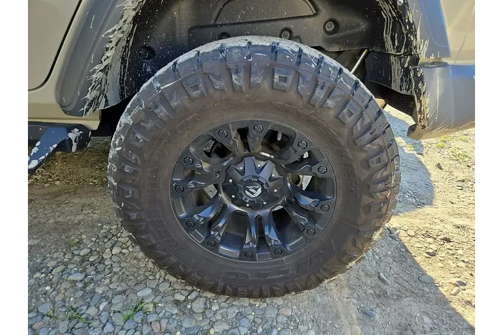 $27558 : Jeep Wrangler Unlimited 2022 image 7