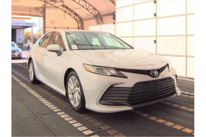$18299 : Toyota Camry 2023 LE 4dr Sed image 3